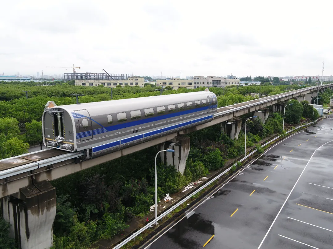 超級(jí)重磅！時(shí)速600公里高速磁浮試驗(yàn)樣車成功試跑